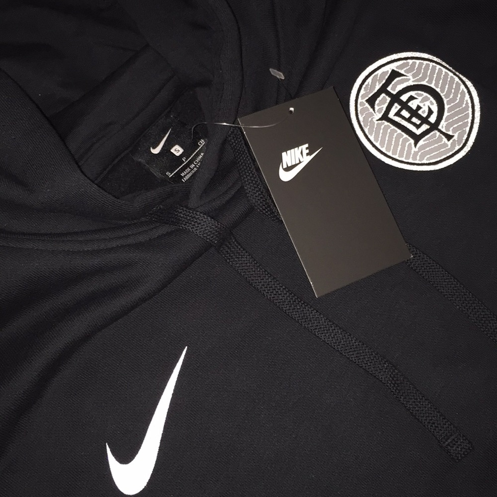 NIKE x TDE x KENDRICK LAMAR x DAMN Hoodie - Picture 3 of 6